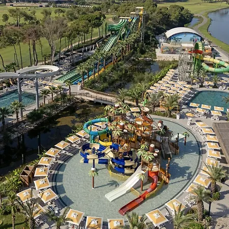 Resort Titanic Deluxe Golf 5*