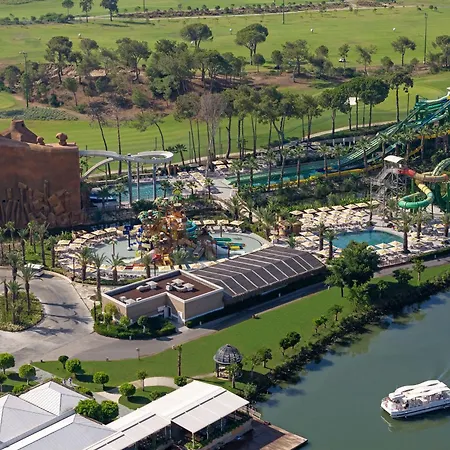 Resort Titanic Deluxe Golf Belek